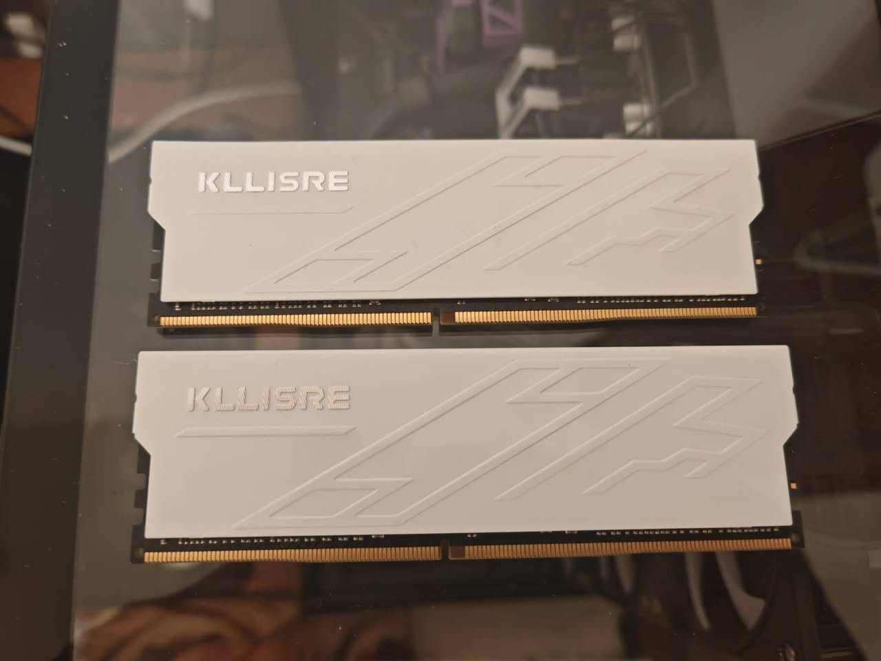 القطعه ١٣٠ قطعتين ٢٥٠
رامات ddr4
2x16 32 سرعه 3200
Kllisre
مكاني ميسان متوفر توصيل
رقمي 0779422541


**إذا كنت صاحب هذا الإعلان وتريد حذفه لأي سبب، رجاءا أرسل رسالة إلى الدعم الفني**