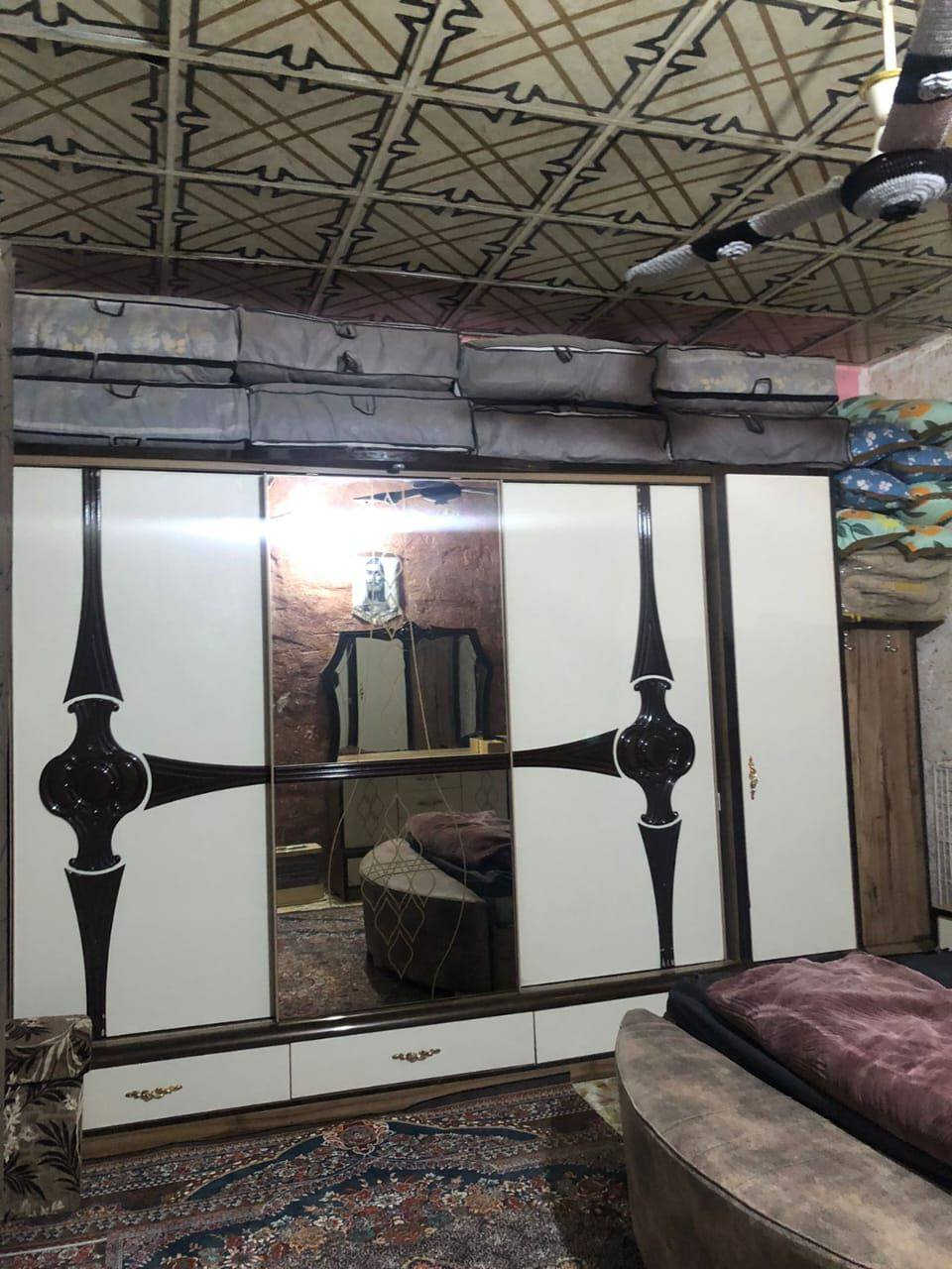 غرفه نوم تركي ١٠ قطع جديده مابيها اي ضرر مكانها بابل المركز رقم صاحب الغرفه
***********. بدر نبيل
