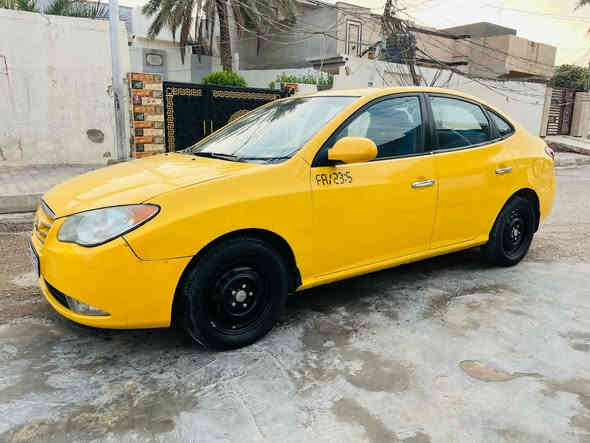 سلام عليكم للبيع النترا موديل 2009 وارد امريكي ضررها الجامرلغ الامامي وشويه بالغد فقط بدون شاصي باقي السياره ليبل واحد حجم المحرك (2000) رقم ديالى دولي بسمي هزه جديدة سنويه جديدة ( 2030) كير مكينه تبريد تخم تاير صدر امامي خلفي كله جديد خير من الله سيارة كل كهربائياتها شغالة سيارة جديدة ربع ما تصرف عليها بس ستر ربك يرهم مراوس حسب القناعه النترا مضلع كورلا عادي حسب القناعه. 
السعر/ ( 98 وبيه مجال بسيط). 
الرقم الاول/ ( ***********). 
الرقم الثاني/ ( ***********).
