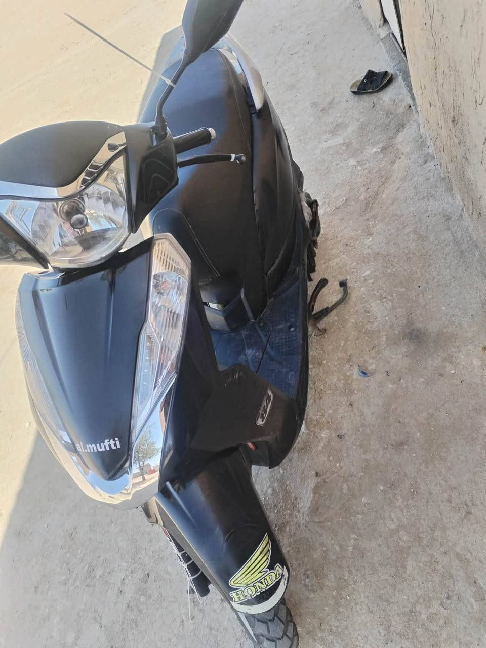 سلام عليكم.... 
دراجة هوندا ليدي 🛵 للبيع
2023
دراجة شلعه معدل
كهربائيات كلهه شغاله 
دراجة جديده
عنوان كربلاء رابط العلوه
سعر 550


**إذا كنت صاحب هذا الإعلان وتريد حذفه لأي سبب، رجاءا أرسل رسالة إلى الدعم الفني**