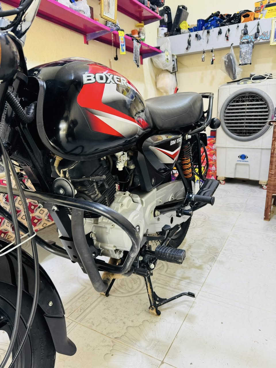 سلام عليكم بوكسر لبيع مديل ٢٠٢٣ بعده بوضع شركه ماشي شي قليل سعر خاص ماطور اوراق رسميه تروح ترقم كبل بكان ديالى قريت الزهيرات مقابيل مخلات حيدر الديو ستفسار على رقم ‭٠٧٨٣ ٨٧٣ ٥٥١٩‬/عدنه نضام قصاط على ماستر
