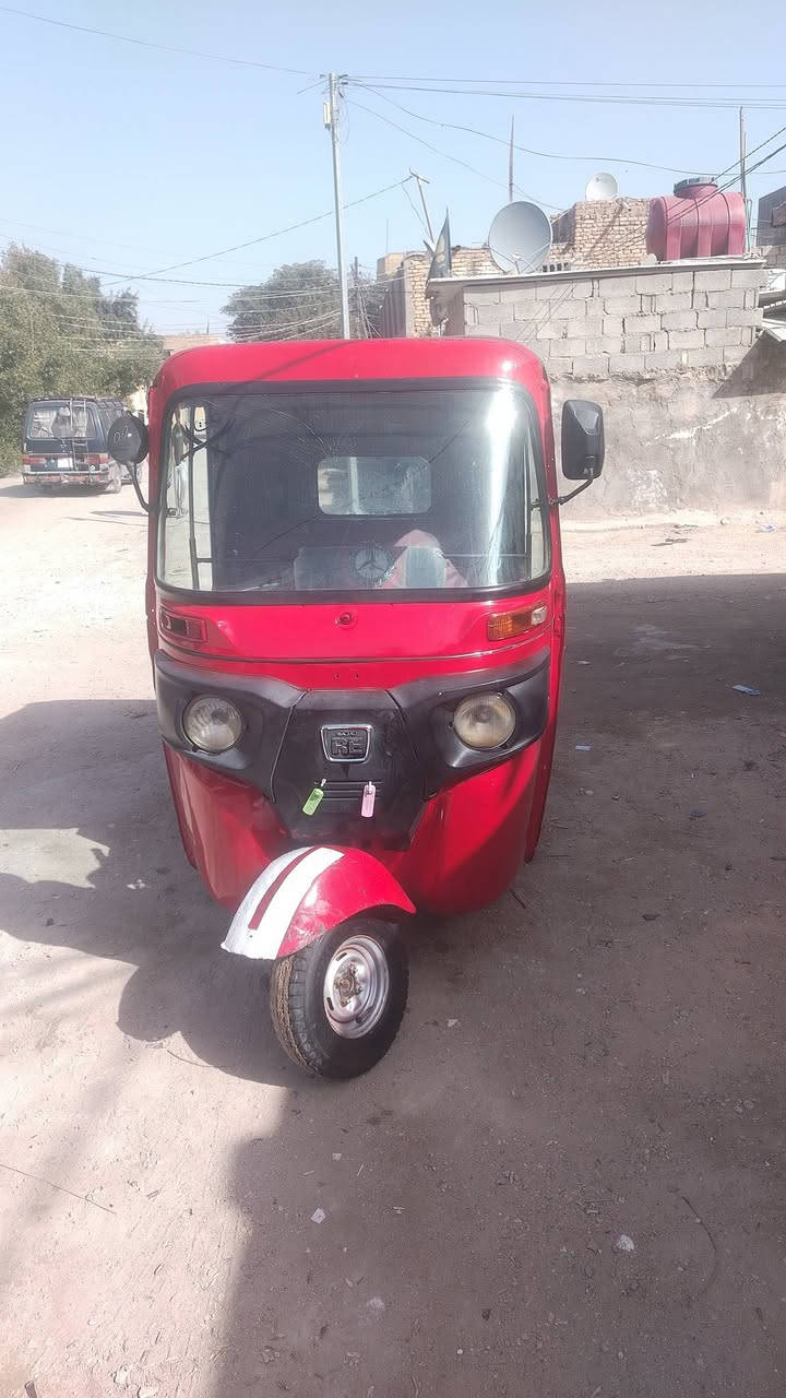 سلام عليكم  تكتك للبيع مديل 18 اوراق  اصولي تكتك جازه كبل للشارع  ما اذب ربع عليه مكاني كربلاء حي العسكري السعر 3600 وبيه مجال قليل  الرقم ***********
