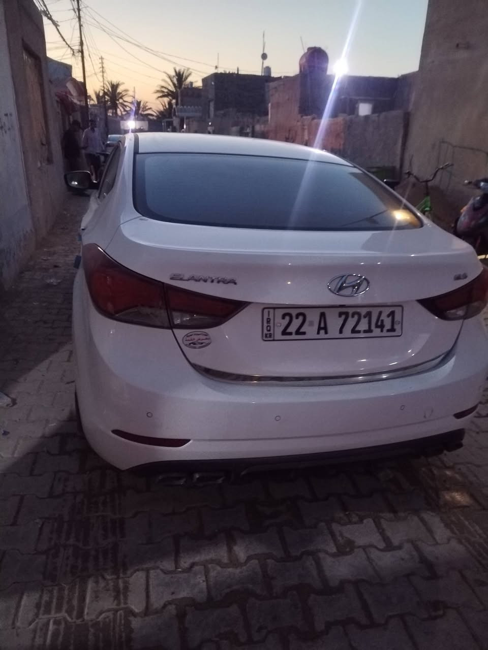 سلام عليكم النترا خليجي 2014 شكل ال 2015 رقم اربيل فول مواصفات Gls
فتحت سقف 
اشاير مري مع شفط
مثبت سرعه 
5 ويل كب
كشنات الامام تدفئه كشن كهرباء 
ستيرن تدفئه 
السياره بصمه 
قطعتين تبريد 
شاشه بلادي تدعم اندرويد
السياره مكفوله من الصبغ والتبديل فقط دحجات خفيفه مكاني نجف ***********
