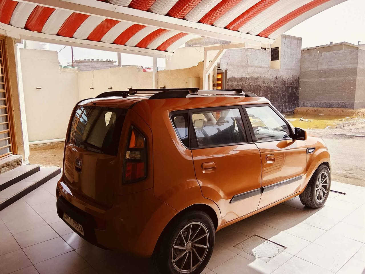 موديل 2010. صبغ عام .. بيها ضربه جهة السائق تبديل باب والجاملغ محرك بيه تنقيص بسيط كهربائيات بلاد تعمير دواير اثر خياس تبريد بدون غاز الغاز طيرته بأيدي بعد الحادث هزه والسنويه جديده صار شهر .. بأسمي قرار 48 ابيع كوم حديد فقط التحويل سعرها 77 بيها مجال بدون مراوس تعجبك راسلني وات ادزلك فيديو عنواني بصرة ابي الخصيب مقابل المحكمة الجديدة قرب مركز الشرطة الجديد  *********** البصرة, العراق
