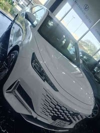 يونيكي" تشير عادة إلى طرازات Changan UNI-K أو Lynk & Co 01/001 (التي ت...