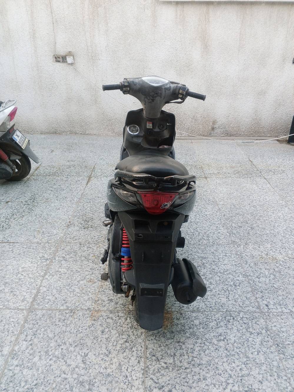 ماكس مضلع جاهزه مابيها نقص للبيع نضافه فول والشراي يتصل عنوان البصره