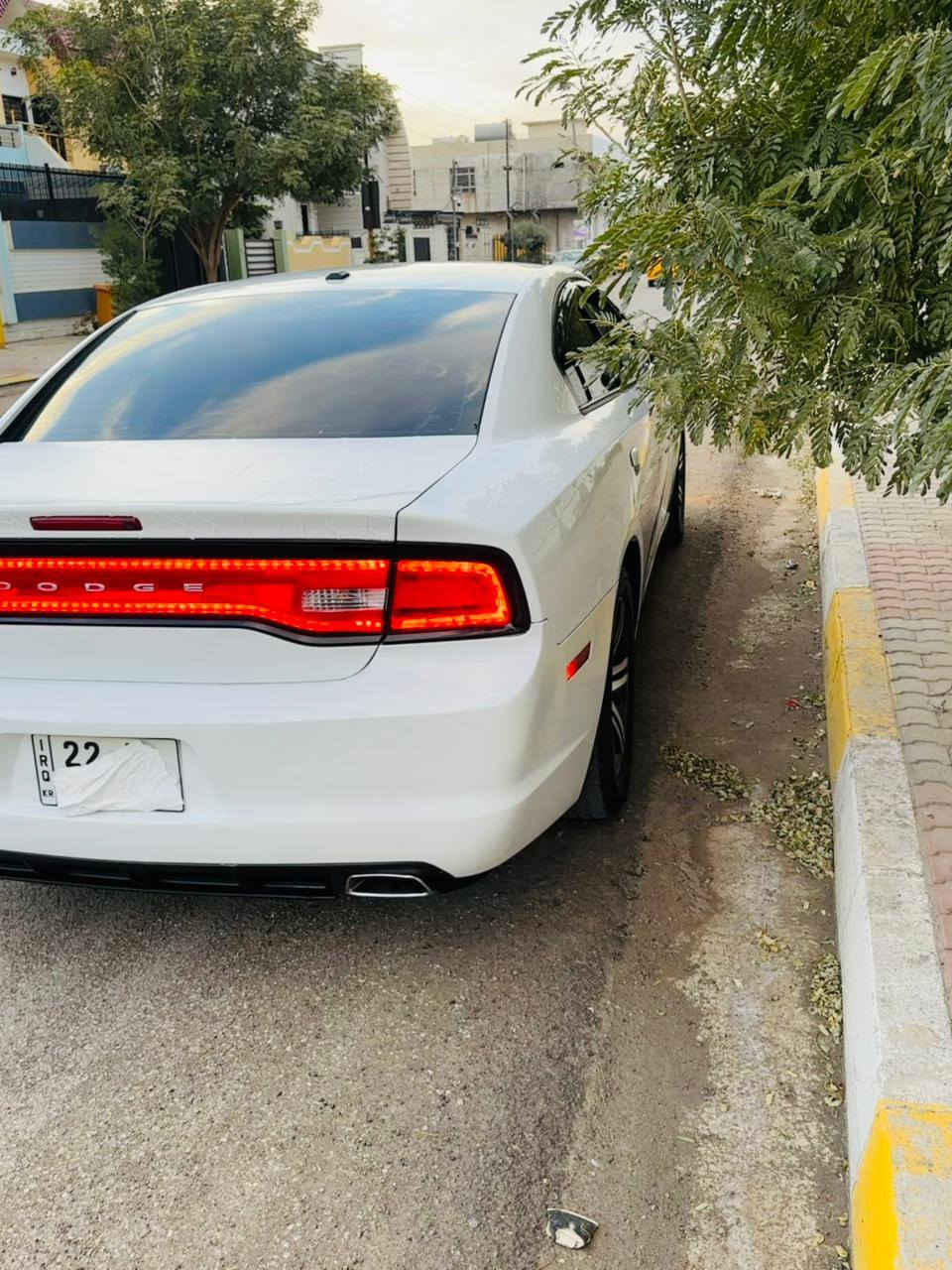 سلام عليكم اخوان لبيع جارجر 2013 سياره حيل جديد سنويه هزه كلها جديد وبسمي سياره مابها ضرر بدون ايربك سونرها بل منشور ***********
