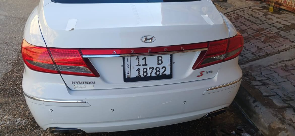 سلام عليكم ازيرا 2011.  3.  قطع صبغ  محرك 2700   جاهزه كير مكينه حداديه تبريد كله جديد  رقم بغداد انكليزي سنويه جديده السعر 120. العنوان ميسان للأتصال  ***********
