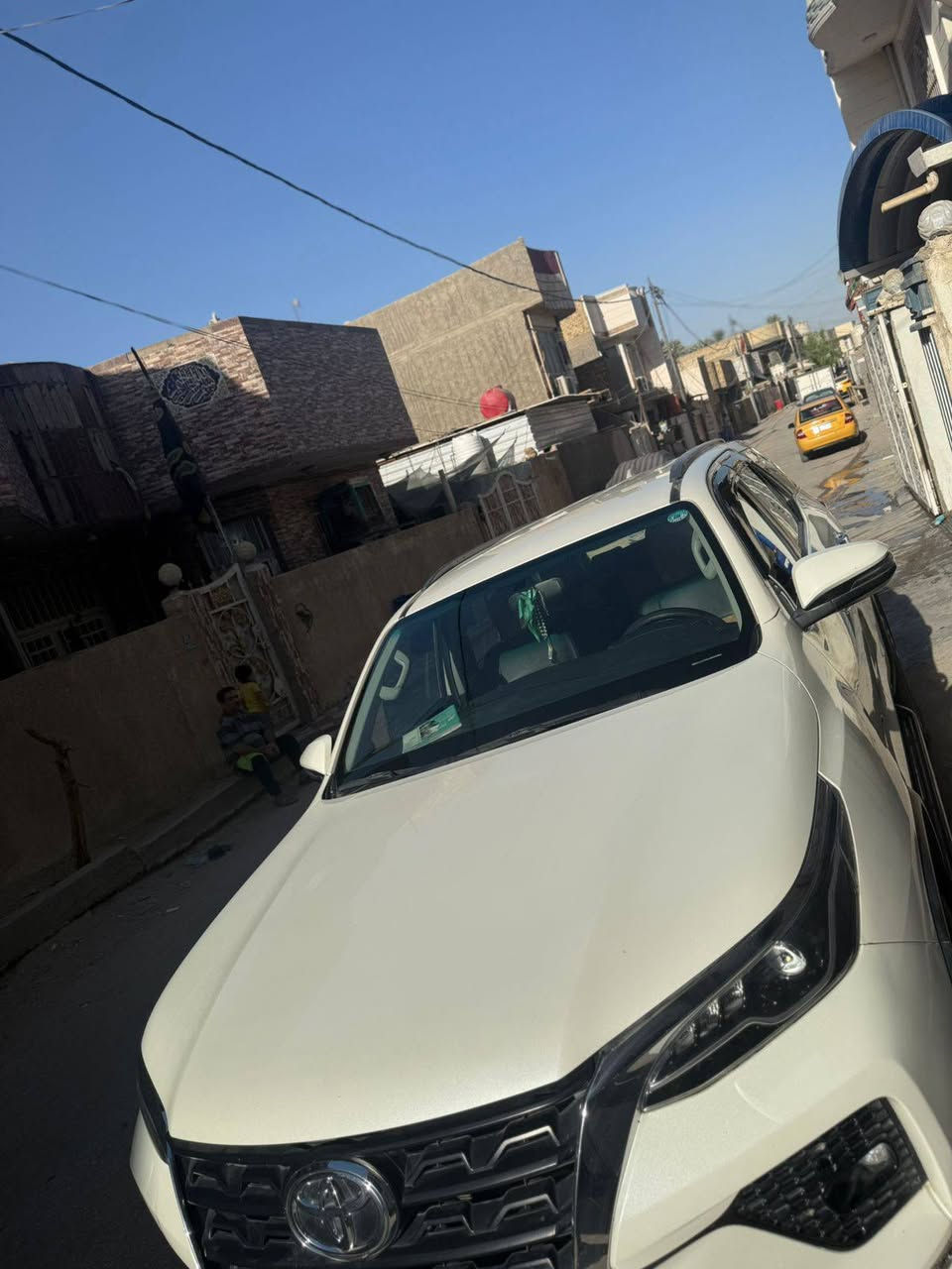 تيوتا فوتشنر موديل ٢٠٢١ كفاله عامه شرط سونار
كامل الموصفات عده الفتحه
فور ويل محرك ٤٠٠٠ 
٦ سلندر 
بصمه 
رقم أربيل
وكاله باسمي
‏‪***********‬‏
