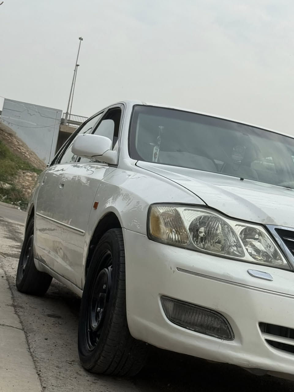 السلام عليكم
افلون 2002 خليجي مكفوله من كل شي 

محرك لا ينقص ولا يبخر بيها قطعه صبغ

وقطعه كلير والباقي مكفول رقم سليمانيه 

بسمي ارقام وسنويه جدد سعر 95 بيها مجال

الي ما تعجبه يترك كلمه طيبه وحياه الله 

مكاني صلاح الدين الضلوعيه ***********
