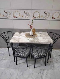 #سارع_بالحجز_ #الجميع  ميز طعام ٤كراسي قياس..   طول ١٢٠سم العرض ٩٠ سم ...