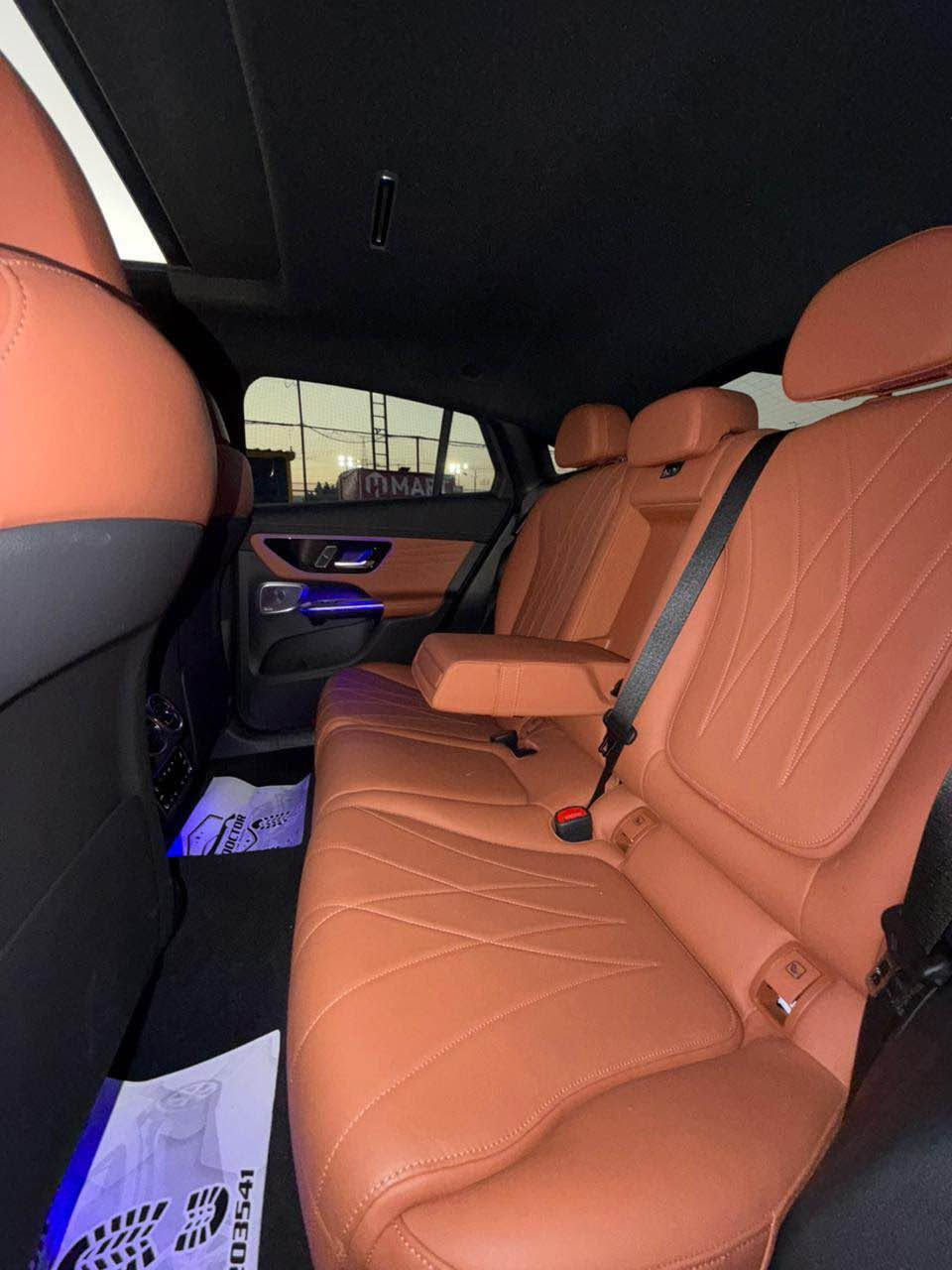 GLC300 - 2024
13,000 KM
Fully loaded 
Desgino الشيخ زايد, الجيزة


**إذا كنت صاحب هذا الإعلان وتريد حذفه لأي سبب، رجاءا أرسل رسالة إلى الدعم الفني**