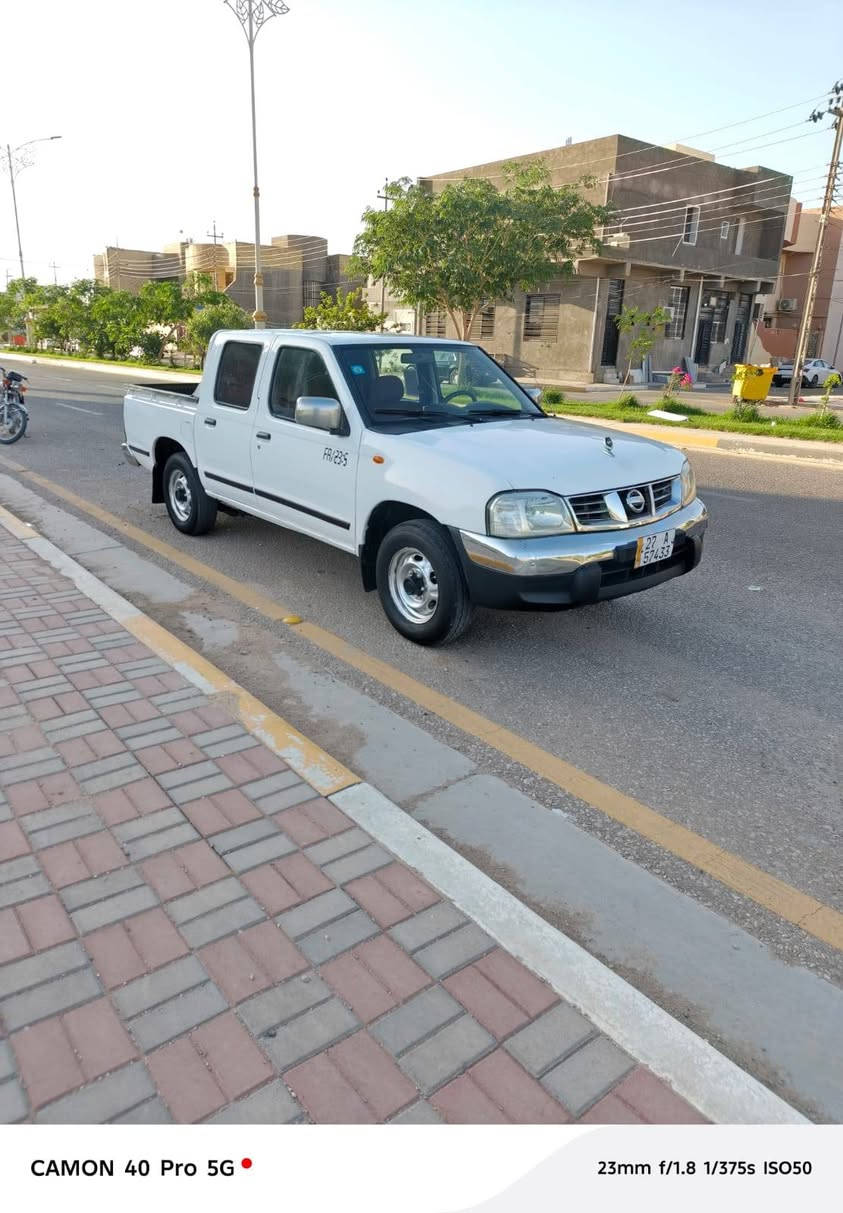 سلاام عليكم بيكم نيسان 2015  سيارة بسمي تبريد ثلج حداديه مكينا كير جاهزات تخم تاير جديد كهربائيات كلها شغاله بيها رشات صبق مكفولة من الكلبة سيارة جديده وجاهزة مكان السيارة كربلاء السعر 107 للستفسار ***********
