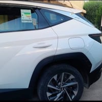 سياره توسان للبيع موديل 23 ماشي 50,000 السعر 190 ورقه بها مجال سياره ن...