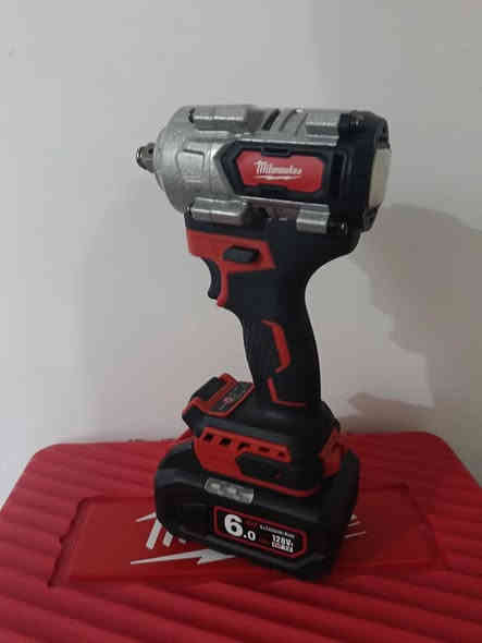 درێلی ئین پاکت
بۆ کردنەوەی تایەی سەیارە بەشەرت
بۆ بەستنی برخی و بەستانی
کوالێتی زۆر باشە ٤٠٠نیوتن
نرخی 41000 
بۆ داواکردن نامەبنێرە *********** أربيل
