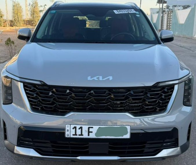 سورنتو 24 EX VIP لون سموك حادث تبديل صندوق وبارد بالجلملغات الخلفيه ماشيه ١١الف ويل ٢٠ 
بدون ايرباك صور الحادث مرفقات مع المنشور 
رقم بغداد دولي 
مكينه 2500توربو 
للاستفسار ***********
