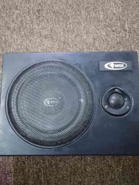 للبيع دمام. دبل سماعه GBL وياا الفيش مستخدم شي قليل  السعر 50 الف للاس...