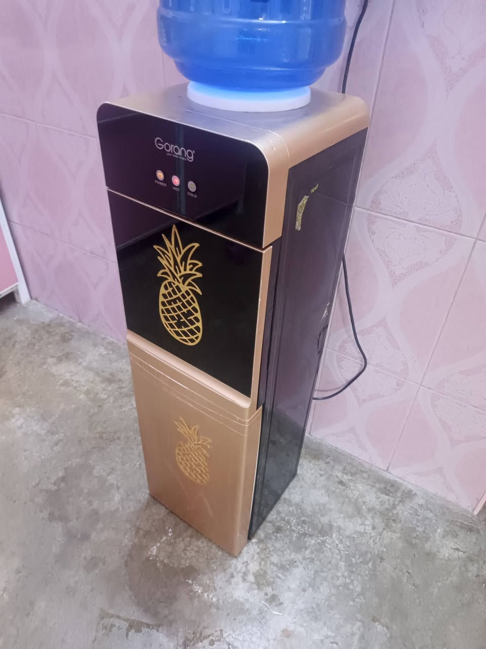 براد شغال شرط حار بارد ثلاجه كل عيب مابيه بشرط  سعر65 وبيه مجال مكاني كركوك حي عسكري شراي اتصل ***********
