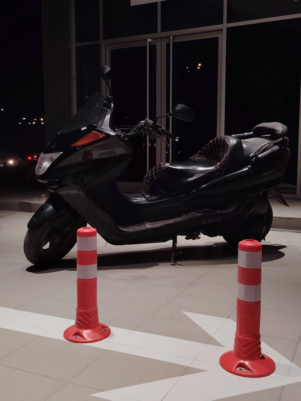 للبيع ماجستى 160 . 250cc  
 السعر: 400 ألف
الموقع : بغداد  العامرية
الرقم :***********
