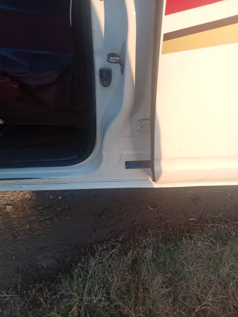 السلام عليكم للبيع نيسان نيفارة  2013 رقم انكليزي كير اوتوماتك بأسمي تحويل ثاني يوم مشروع وطني سيارة حلوه ناعمة . محرك كير مكفولات مكفولة من الضربة والتبديل فقط قطعتين صبغ . 
السعر (115) مجال . 
العنوان بغداد . 
❗️غير متواجد على الفيس فقط عبر هذه الارقام 👇🏼

+964 751 383 1562 واتساب.   
  ***********
