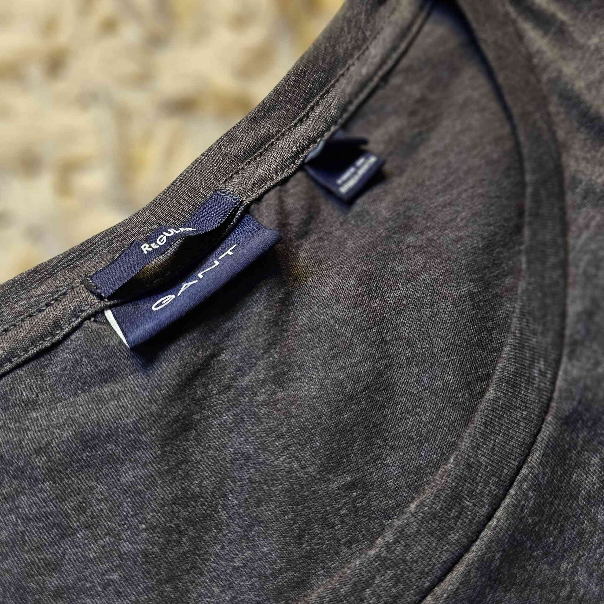 ماركه كَانت
قطعه اصليه 

قياس xL-xxL 

نضافه ١٠٠%


**إذا كنت صاحب هذا الإعلان وتريد حذفه لأي سبب، رجاءا أرسل رسالة إلى الدعم الفني**