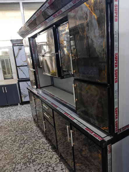 اجمل واحدث الموديلات كاونترات جدد مع سنك مرمر بمختلف القياسات العنوان واسط قضاء  صويره شارع العام مقابيل شارع حكمت بجهت حي العمال للتواصل ***********/واهلا وسهلا بكم
