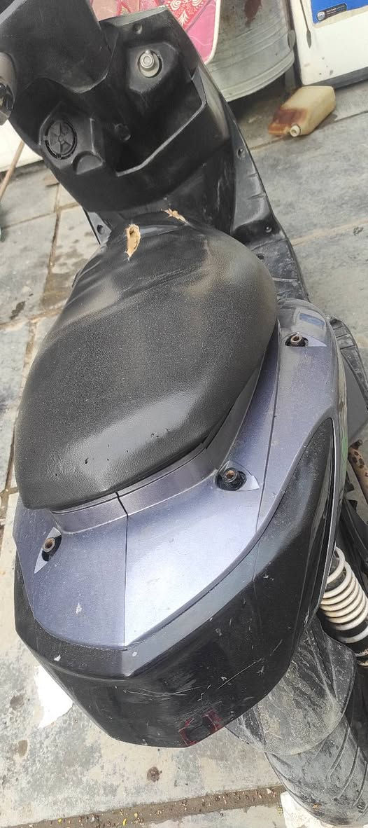 السلام عليكم سكنس نوزال وارد ياباني دراجة نكرة بكل وقت الله يشهد ما موكفتني محرك مكفول لا تبخير لا تنقيص لا نضوح بيها نقوصات الكفر اليسرة و دشبول..      
مكانها بغداد العبيدي  سعرها 400 وبيها مجال بصيط حك الجية 
            هّـ***********. متوفر وتساب و اتصال
