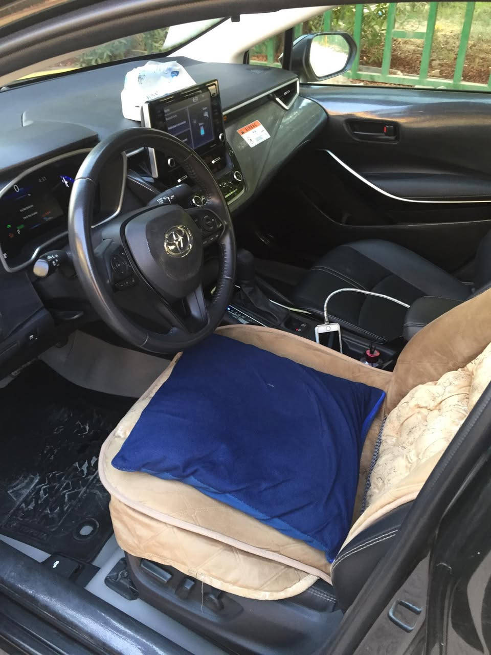 للبيع كورلا ٢٢ تكسي هايبرد فول عدى الفتحة ماشية ٦٨ وارد أمريكي باسمي رقم بغداد صافية من كلشي سيارة كلش حلوه گبل لشارع تخم تاير قبل شهر شادلهياه حادثها ٣ قطع تبديل قبغ جنطة وبنيد وجاملغ بدون ايرباك بدون دواخل مكانها بغداد الدورة سعرها ١٤٠ $ الشراي يتصل ***********
