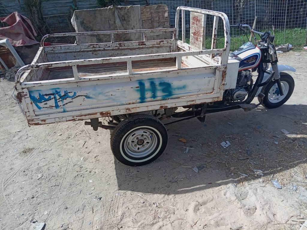 سلام عليكم للبيع ستوته موديل 2011 أوراق اصولي محرك امتي ار جديد تواير ابو الخطه جديد ستوته نضيفه توني مرتبه كله جديد مكان ناصريه سديناويه السعر مليون و وبيه مجال ***********رقمي بي واتساب
