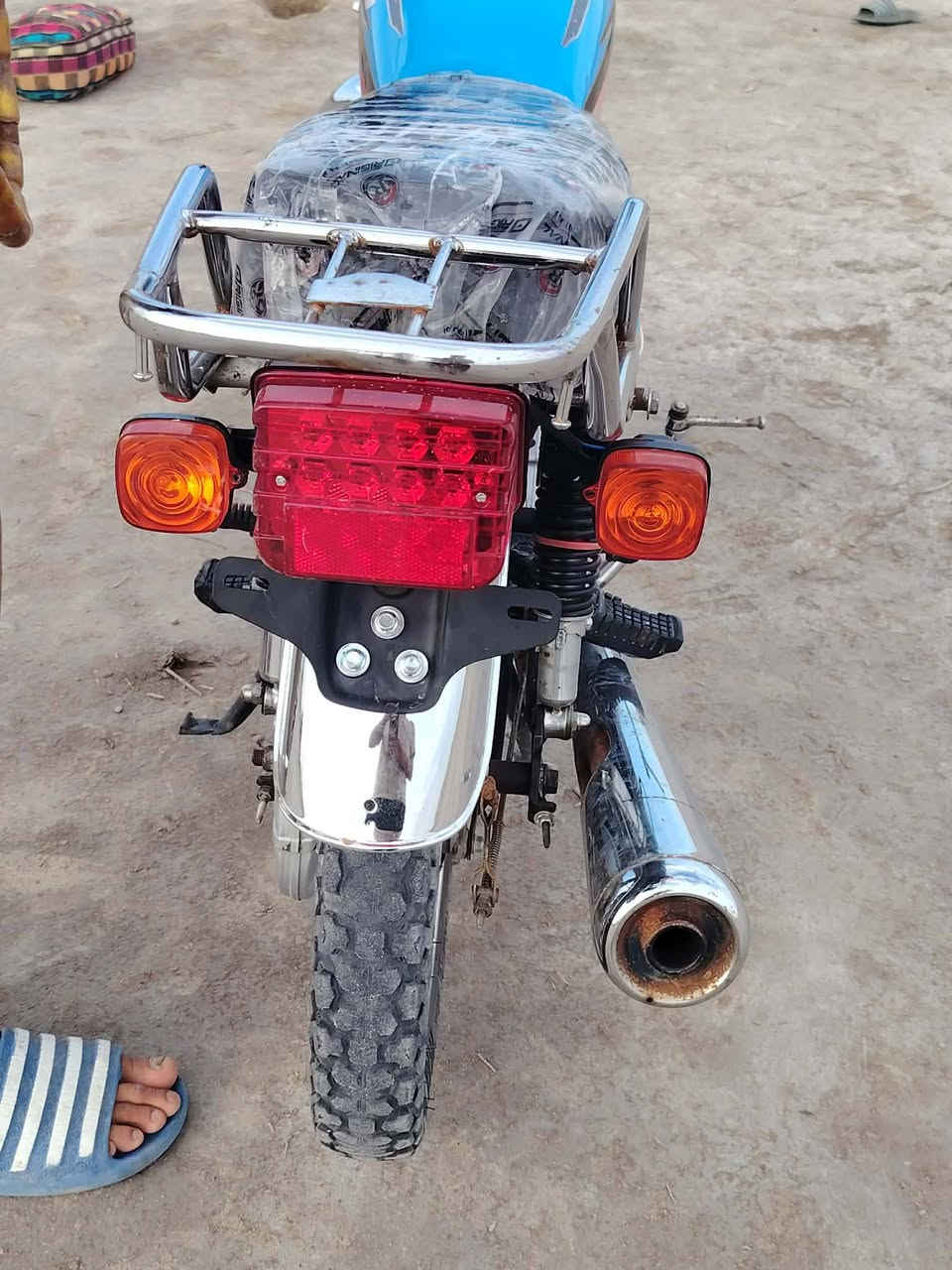 للبيع اربعه كير نامه شلامجه الاصلي 2021 محرك 2025 شديته بشهر 7 بعده ع وضع شركه  غراض جدد كلهن 2026 شديتهن دراجه خير من الله اوراق اصولي سبع نسخ بسمي مداور مباشر  عنوان شافعيه معمل *********** شراي يتصل وبي خير ويدلل السعر مليون وبيه مجال
