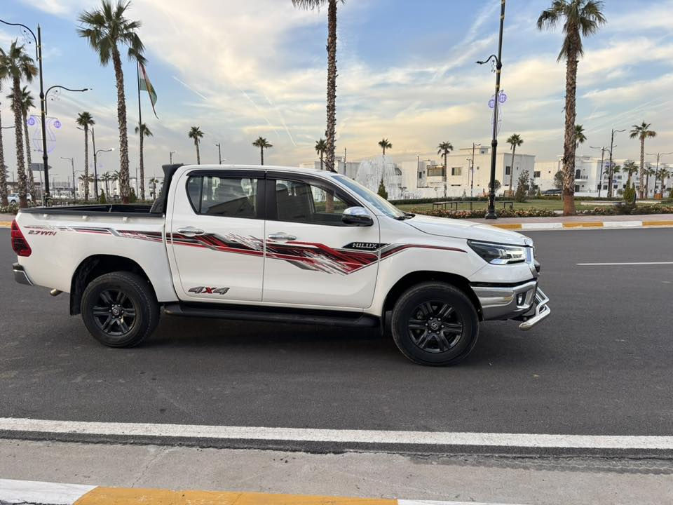 تويوتا هايلوكس رقم اربيل فول مواصفات شركة جيهان  بصمه سويج بصمة أبواب تبريد كشنات  ماشي ٦٦ الف مكفول من صبغ  والدعم  اكو شخت خفيف شرط التحويل موجود في اربيل  سعر ٣٢٠ ورقه ومجال
اتصل ***********
موديل. ٢٠٢٣ مراية الجانبي. شفط تحديد سرعة
شاحن لاسلكي
بعد مواصفات
