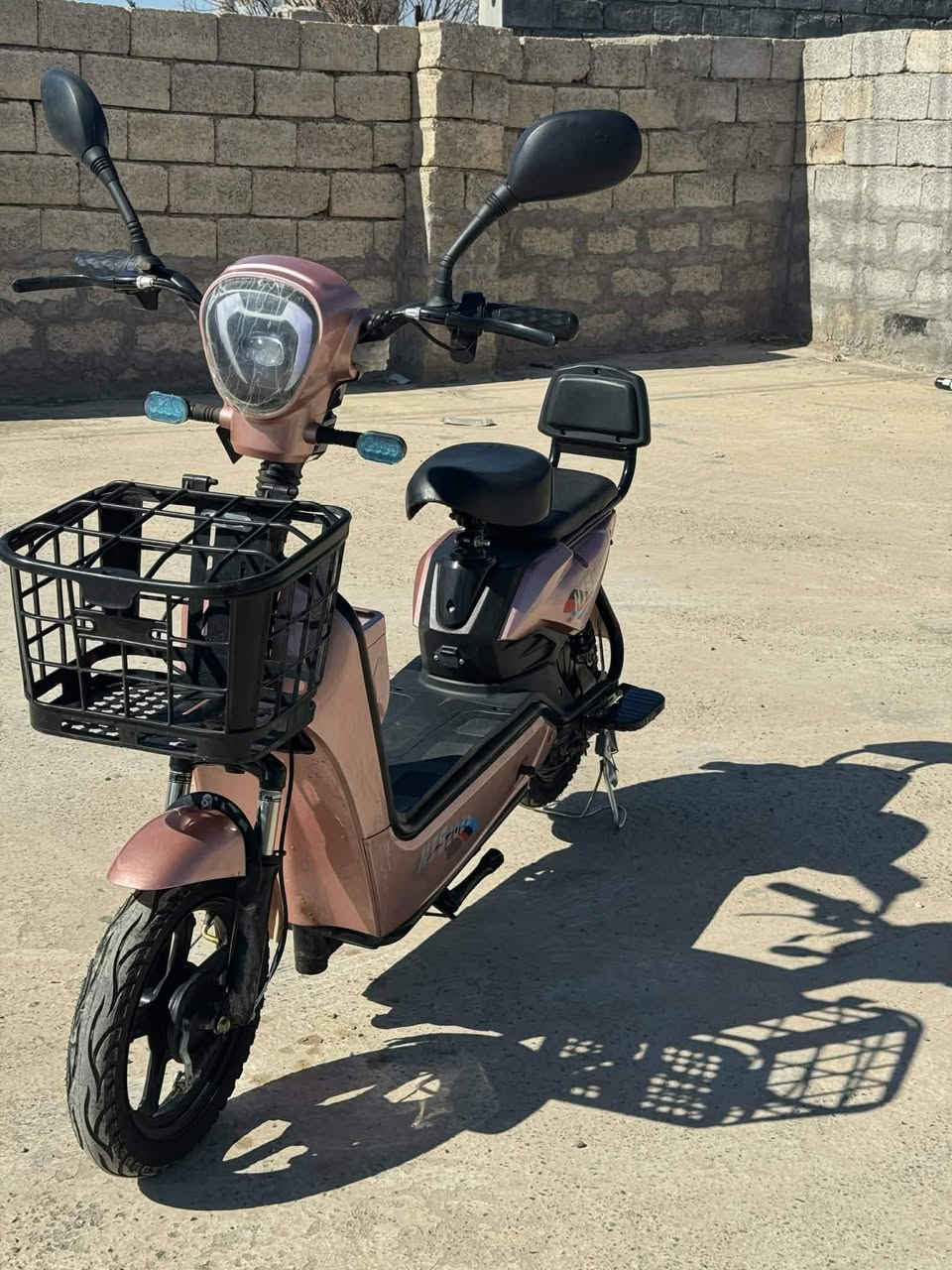 السلام عليكم
بويسكل شحن 2025
سعر 250 وبي مجال شي قليل
***********
