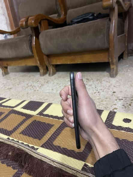 ايفون 11 
نمودج M
ذاكره ١٢٨ بطاريه ١٠٠ جهاز نضيف عله ايدي شاشه بلاد 
مكاني كراده خارج _بغداد الجديده سعره ٢٥٠ 
***********
