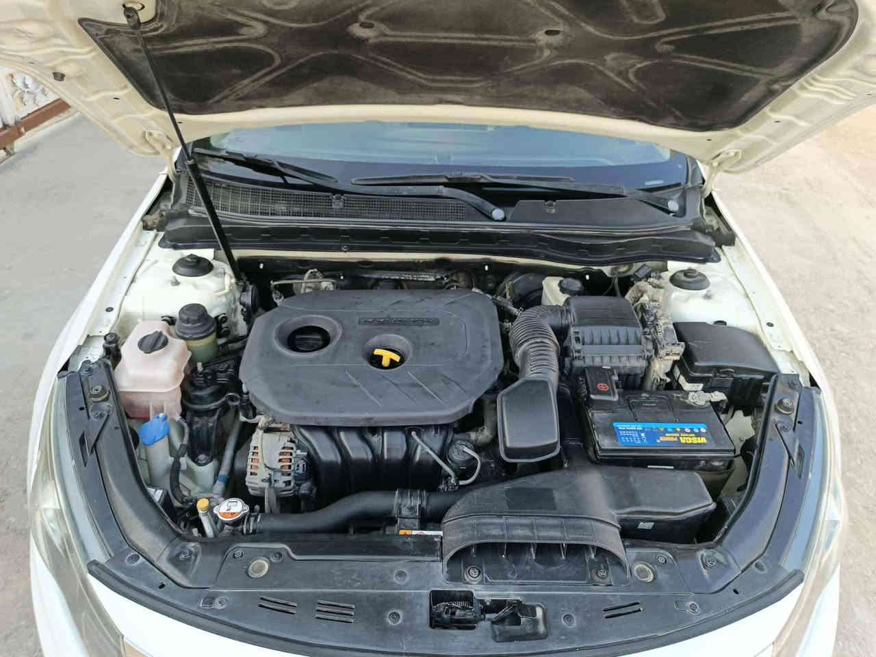 السلام عليكم كيا اوبتمه خليجي موديل ٢٠١٤ مكينه ٢٠٠٠ بدون صبغ بدون تبديل بيه بارد شي بصيط السعر ١٢٥ الاستفسار على رقم ***********
