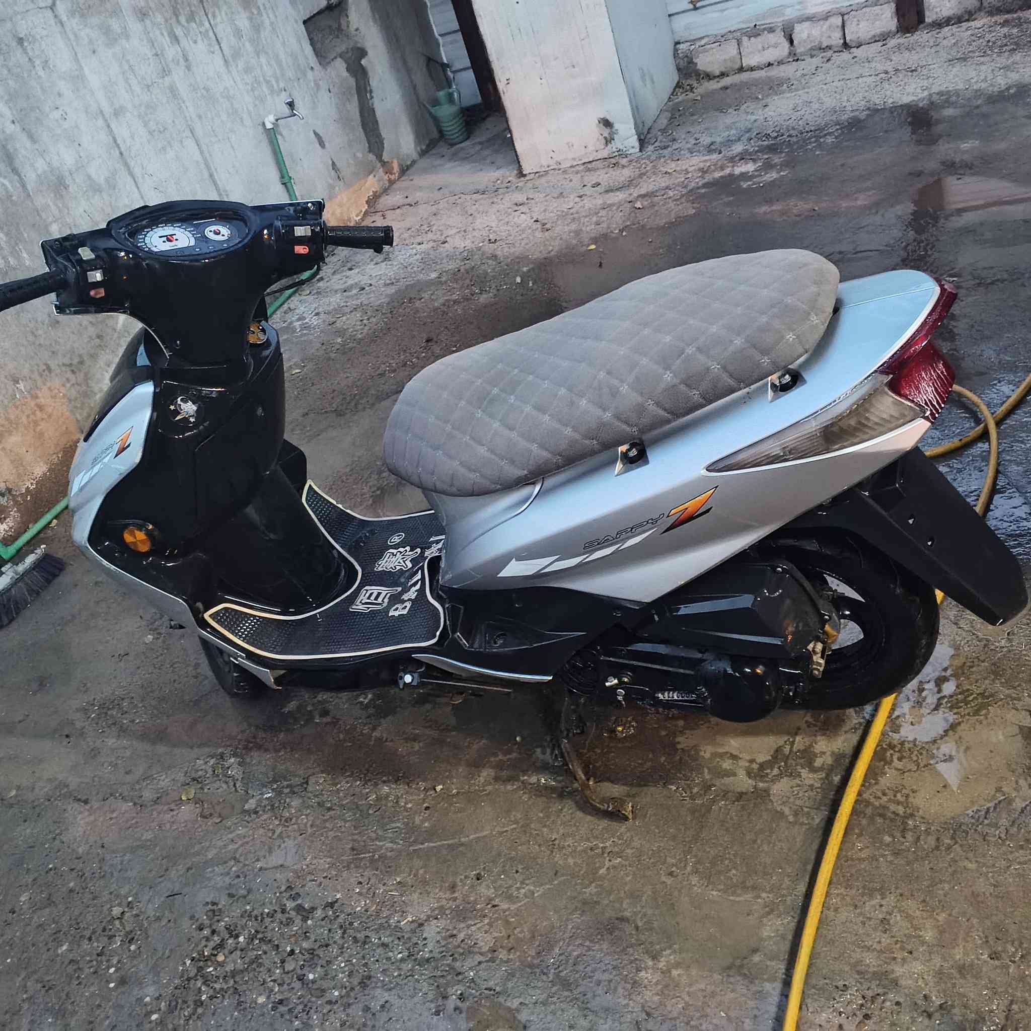 دراجه سكنس للبيع ***********
