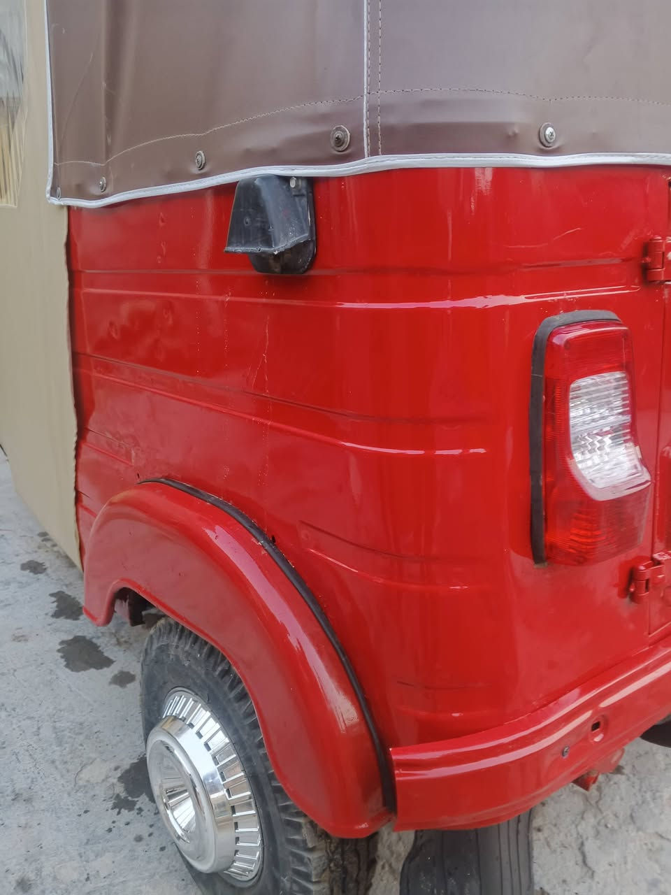 سلام عليكم تكتك موديل 18شهر 11سنويه الوحات نكليزي تحويل مباشر معمرة خياسات مصبوغه عام جماليه محرك 20تكتك جاهزة برغي ما عايزه كبل لشارع فرشات 14قطعه كبات كهربايات جديد تكتك كله جديده سعر 5ونص وبيهة مجال مكاني كربلاء المقدسة رقم ***********شراي يخابر بي خير ويدللل
