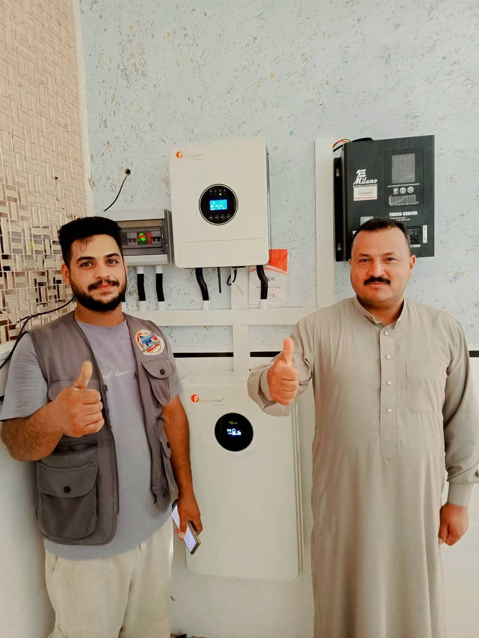 بسم الله وعلى بركه الله 
بيت اخر يودع انقطاع الكهرباء
بيت اخر يودع المولدات 
بيت الاخ علاء مراد كاظم 
قرر تنصيب منضومه بقدره 
12       امبير نهاري و 
10       امبير ليلي 
متكونه من ; 
#جهاز فلستي 6ك واط 
#بطاريه فلستي 10ك واط س
#الواح لونجي 610واط عدد 6
#الحديد المغلون والتوصيلات وجوزات الحمايه للاستفسار مراسله الصفحه 
انتضرونا قريبا بعرض على منضومه 10امبير نهارا و 8ليلا بانتضار وصول المواد


**إذا كنت صاحب هذا الإعلان وتريد حذفه لأي سبب، رجاءا أرسل رسالة إلى الدعم الفني**