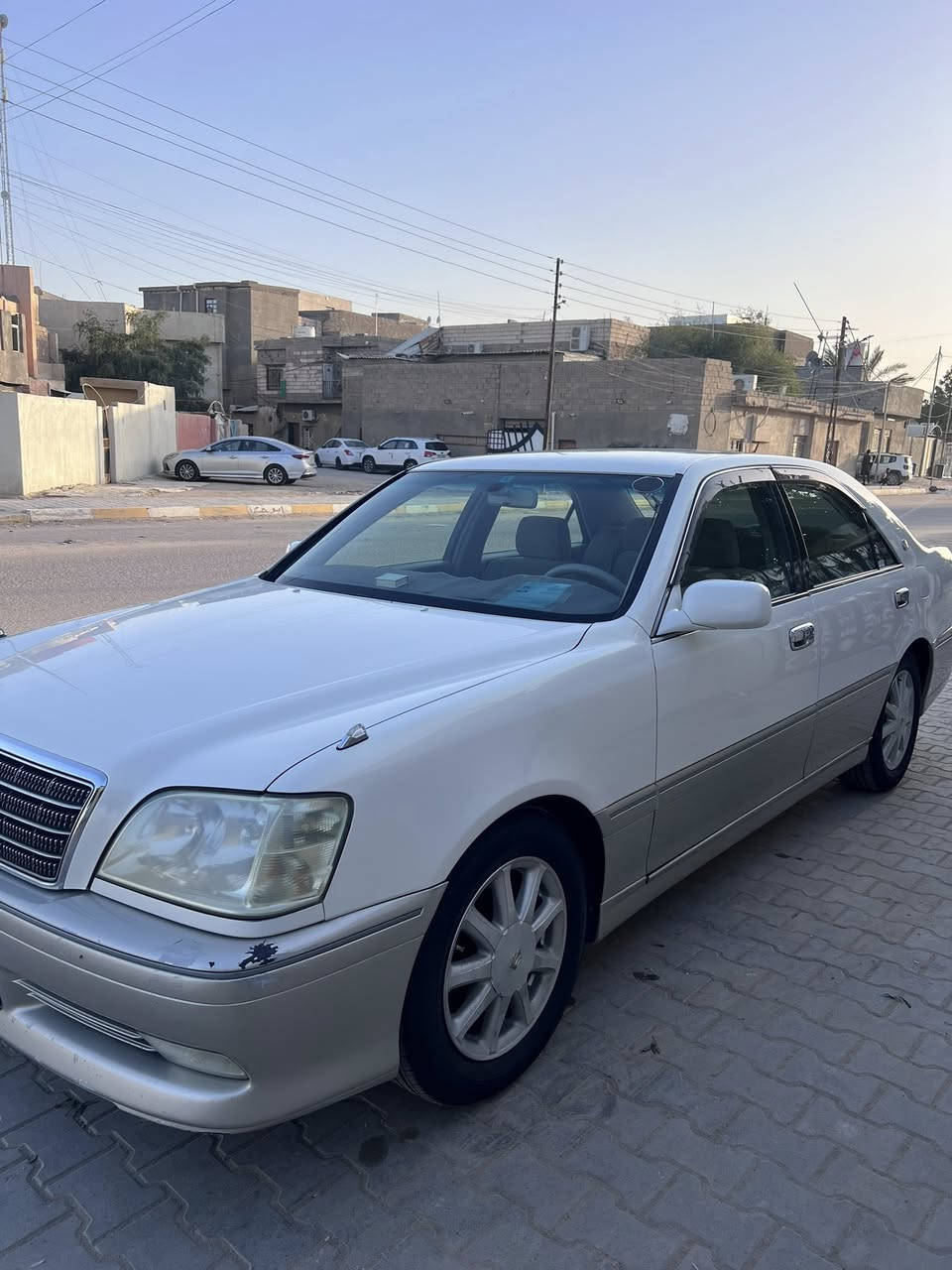 سيارة جنون ادوات مكفولة من الكص محمرك D4 صغير دكمتين بردة خلفية كرستال اصل خير من الله السيارة سعرها ب 78 مكانها بالبصرة 
الاستفسار ع الرقم ***********
