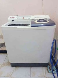 غراض للبيع ‏غسالة شغاله نقصه فقط غطاء الغسل سعرها 75 ‏ميز طعام خشب جدي...