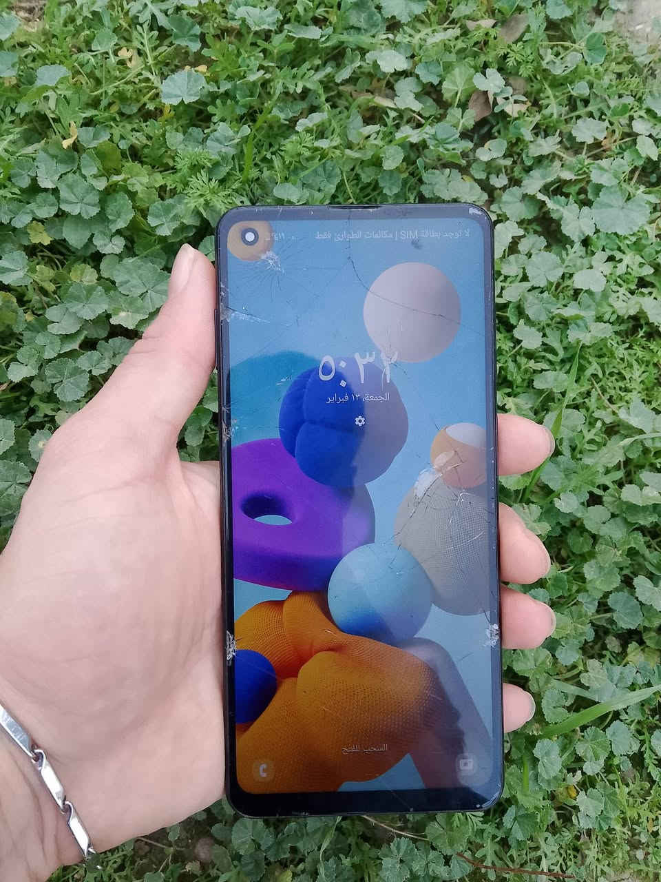 A21s
بس السماعه الداخليه عاطله والشاشه مفطره شغال


**إذا كنت صاحب هذا الإعلان وتريد حذفه لأي سبب، رجاءا أرسل رسالة إلى الدعم الفني**