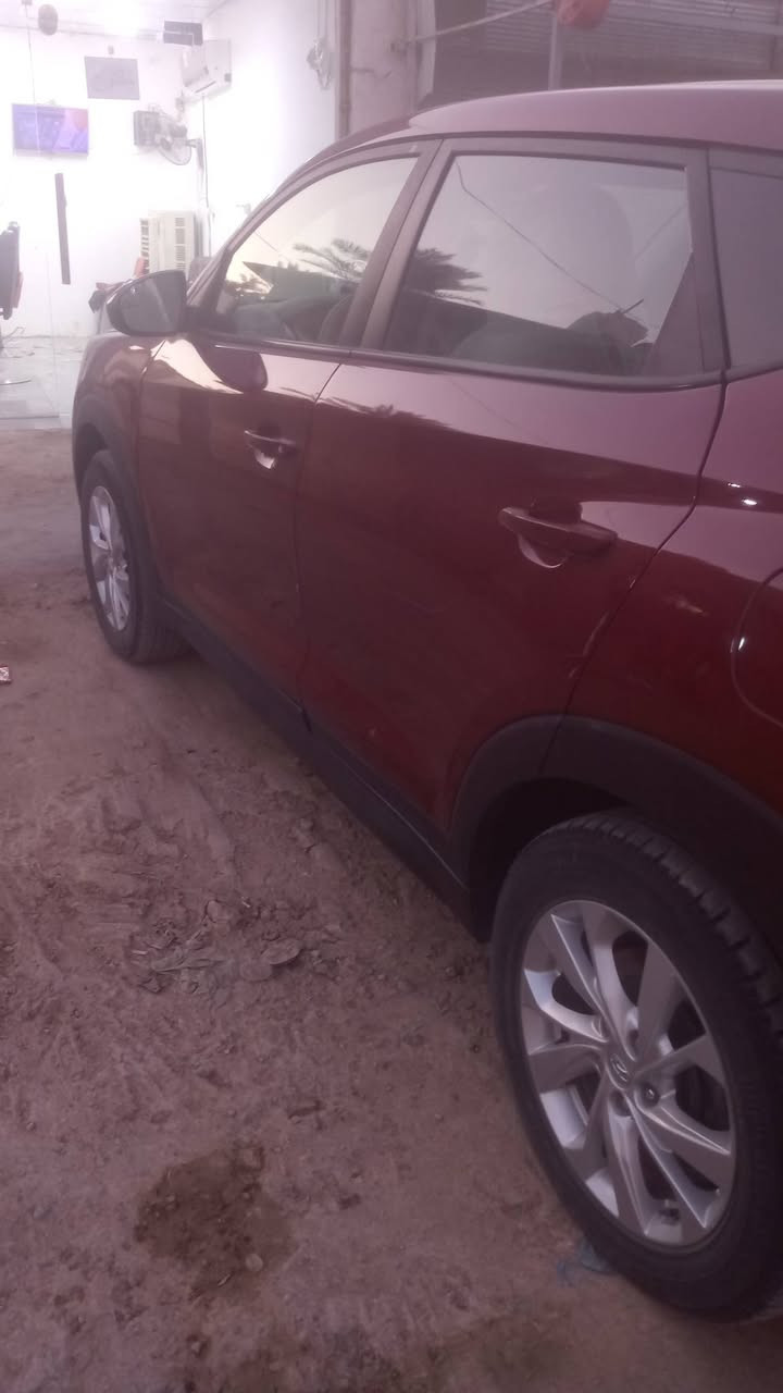 توسان موديل 19 ماشيه 118 رقم بابل محرك 2400
حادثه فقط باب السائق سرقه السونار بالمنشور والباقي كفاله 
المكان.بابل
السعر 165
***********
