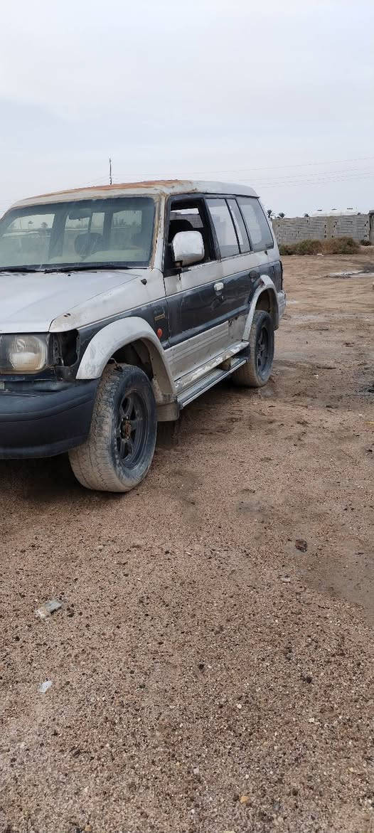 ياالله سلام عليكم باجيره للبيع رقم بصره تحويل موباشر عنواني بصره الجزيره شارع خطوت زين العابدين سعره 25 ورقه قفله قفله قفله ***********.     ***********. يوسف ابوه مختار العبيدي
