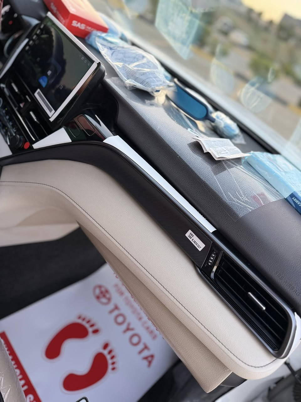 #سلُِآم_عٍلُِيڪم

#موقع_السيارة_بسلمانية📍
#عشاق_تيويوتا_كامري_ياباني_اصلي🧿

#تويوتا_كامري_موديل2023شركة_ساز_ماشية20الاف_كيلو
#السيارة_بيها_كتاب_تضليل_بلسنوية_لمدة_سنة
#رقم_سلمانية_هزه_براد_ارقام_كلها_جديدة

#سعرها_242$ ورقة #وبيها_مجال_كفالة_عامة
#المواصفات:⬇️
•سعة المحرك 2.5L •عدد AIR BAG 8 
 حساسات أمامية •لايت زينون + LED•كشاف •حساسات خلفية
 ويل كب عدد5 •شاشة •كاميرا دوارة •المقاعد لونين
أوضاع القيادة  Drive Mode •الانارة الداخلية LED•
مثبت السرعة Cruise •المودات والأوامر الصوتية•قطعتين تبريد
•حساسات ضغط اطارات•ABS نظام مانع الانزلاق•
‏ Auto Hold  أوتو هولد•هاند بريك كهرباء •نظام مانع الانزلاق
 اشارة في المرايا الجانبية قابلة للطي كهرباء
 ‏ 
 • لايت عالي + ناصي زنون • كشاف زنون LED بلادي
#غراض_شركة_كتلوك_اطافىة_سبير_عده_كلها_موجوده

الاستفسار ⬇️
#الاتصال__***********__***********
حجي وليد الجنابے
