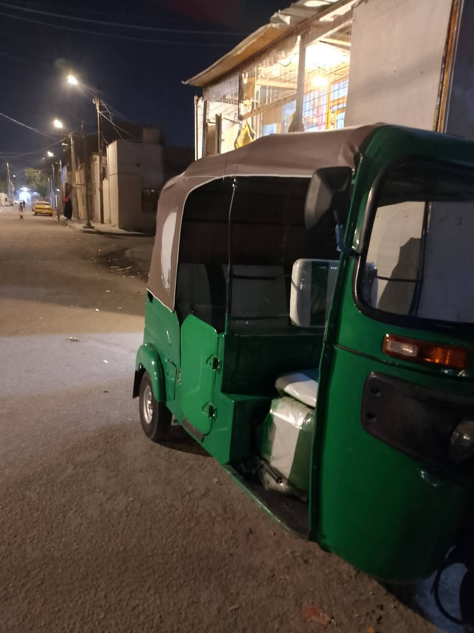 سلام عليكم تكتك باجات للبيع موديل 2021 بشهر 11 وبيه صفحه مبدله تايراته جدد لمكينه بس مره وحده مجفته فقط وسعره ٤ ملايين ونصوبيه مجال شي قليل مكاني ميسان الحسين  ‏‪***********‬‏
