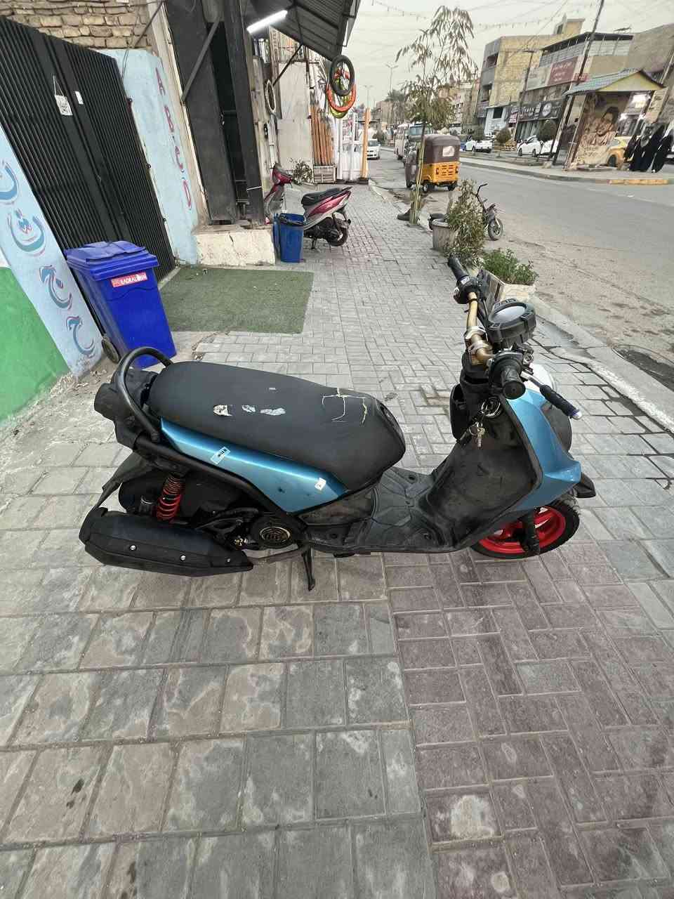 سلام عليكم سكنس جبلي صار شهرين من ماخذه موديل 2012 مكان مدينه صدر سعر 950 رقم ***********
