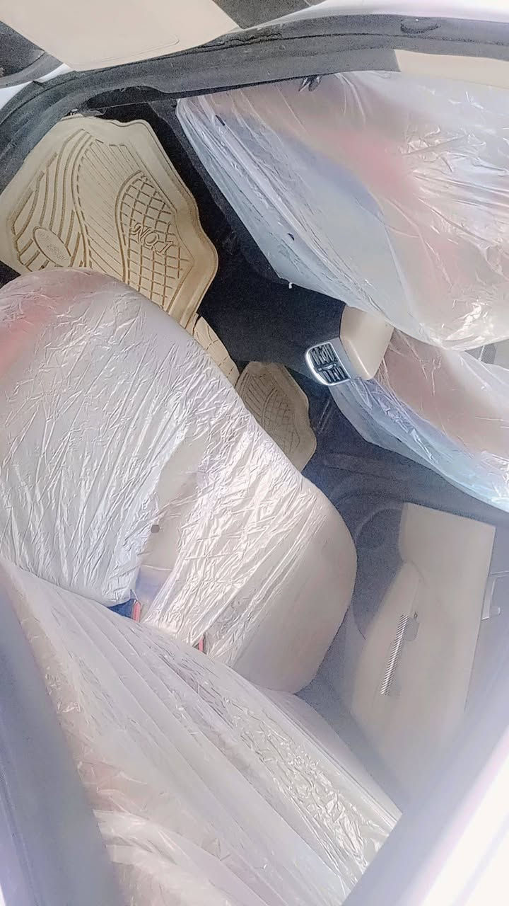 السلام عليكم..اخوان مكلف بل نشر
النترا خليجي موديل 2019 سوبر ماشيه 93 الف بيهه حادث خفيف وسونار موضح كلشي بدون اريباك  بدون دواخل رقم انبار تحويل مباشر سعرها( 123) ورقه وبيهه مجال بسيط الي غاليه عليه يجي ياخذها بلاش بس لايحجي زايد بل منشور 
مكانها الرمادي الشراي يتصل ويدلل ***********
