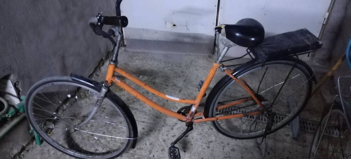 للبيع المكان الكمالية شكد يسوه البايسكل كله شغال بس نقصه بريك


**إذا كنت صاحب هذا الإعلان وتريد حذفه لأي سبب، رجاءا أرسل رسالة إلى الدعم الفني**