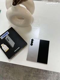 جهاز فولد 6 لون تيتانيوم  ذاكرة 512 كيكا مستخدم جدا قليل نظافة %100 كا...