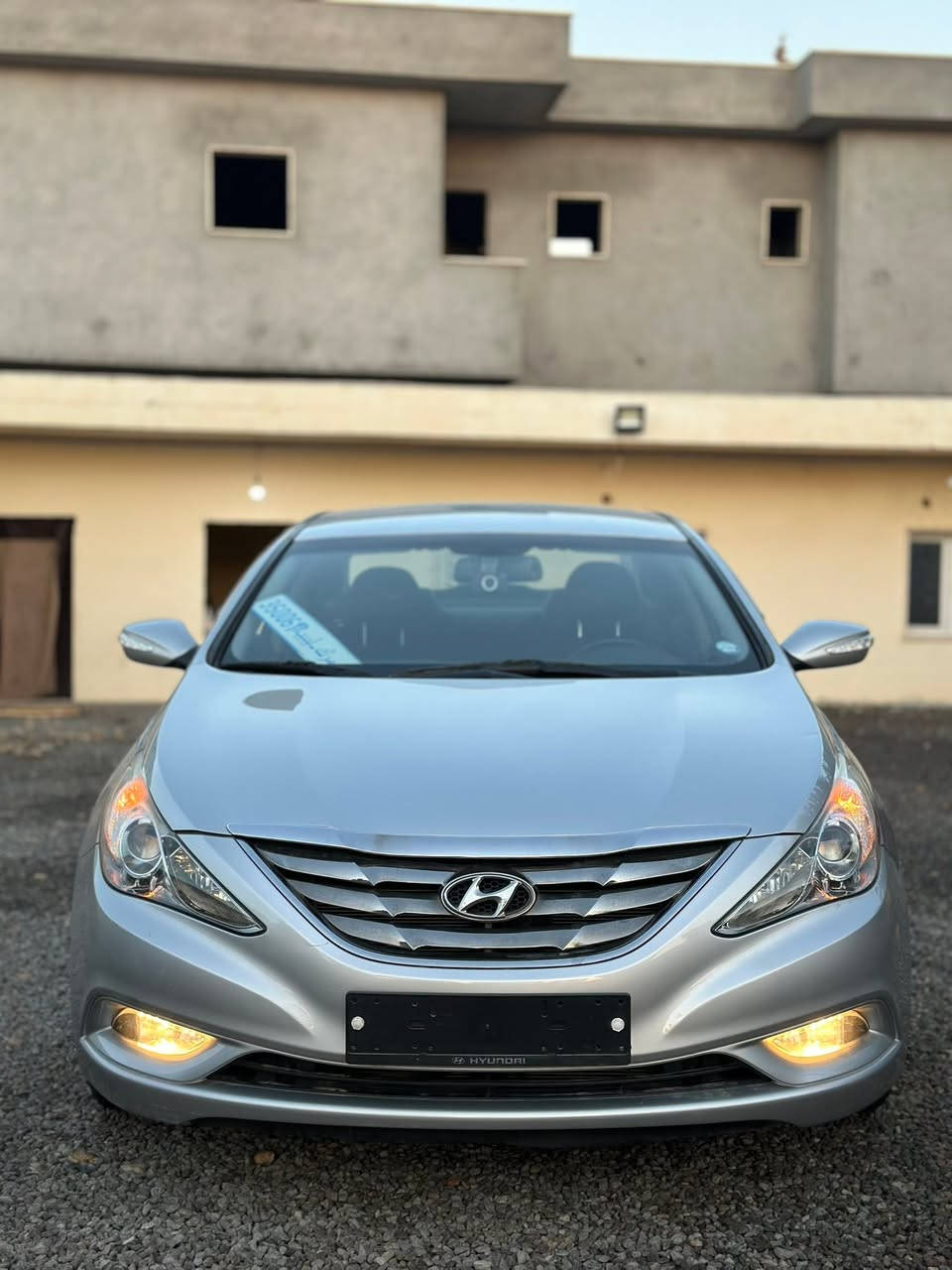 ✨ #معرض_المسار_الصحيح_يقدم_لكم ✨
عرض اليوم وعلى بركة الله ✅ :

• 🔑نوع السيارة: هونداي

• 🏎️ الفئة : سوناتا

• 📅 سنة الصنع: 2011

• 📈 المسافة المقطوعة: 170  الف KM اصلي

• 🎨 اللون الخارجي : رصاصي سيلڤر 

• 🛋️ لون الداخلية : قماش رصاصي 

•📄 جمرك رسالة مفتوحة دخول حديث أستراد كوريا 🇰🇷 

المواصفات الفنية:

• ⚙️ المحرك: 2.0اصلية كتينة حديد  

• 🕹️ ناقل الحركة: اوتوماتك 

• ⛽ نوع الوقود: بنزين 

✨ كماليات السيارة: 

• مكيف ديجيتل 

• مرايات كهربائية 

• فليتشة في المراية

• شاشة عرض 

• مانع انزلاق 

• تحكم في المقود 

• تسخين في الكراسي  

• 2 مفتاح كود ولارم

• مسجل   

• مدخل AUX USB

• ديسكو 16

• كاميرة خلفية    

•كراسي قماش   

•سيرية ايطارات جديدة 

• شكورطة وعدتها كلها موجودة 

• بطنها نظيفة خالية من الرطوبة والخزيز 

الحالة العامة:

• 🛠️ تم الكشف على السيارة ولا وجود لأي اعطال 

• خالية من القص والسوس والقشرة والحوادث نهائي ✨

• الكربون موجود الاصلي وبالكشف والضمانة ✅

•اوقات العمل والاتصالات : من10:30 صباحاً الى 8:00مساءً🕰️

 

• 📍 موقع المعرض على خرائط قوقل الفرع الاول : https://maps.app.goo.gl/45Z5WPXAGxrwD9Jn8?g_st=ic

• 📞 للاستفسار: 093.119.09.01


**إذا كنت صاحب هذا الإعلان وتريد حذفه لأي سبب، رجاءا أرسل رسالة إلى الدعم الفني**