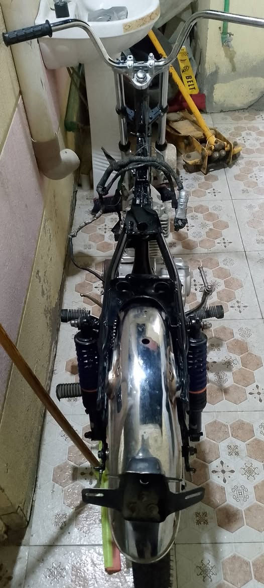 سلام عليكم دراجه شاصي ارشه موديل 16  اوراق اصولي  محرك 24 رابيدو  مكان ديوانيه جلبيه  سوق ابو جميغ سعره650.  وبيه مجال الرقم ‏‪***********‬‏
